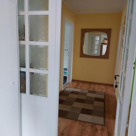 Wohnung Mona Херфорд Екстериор снимка