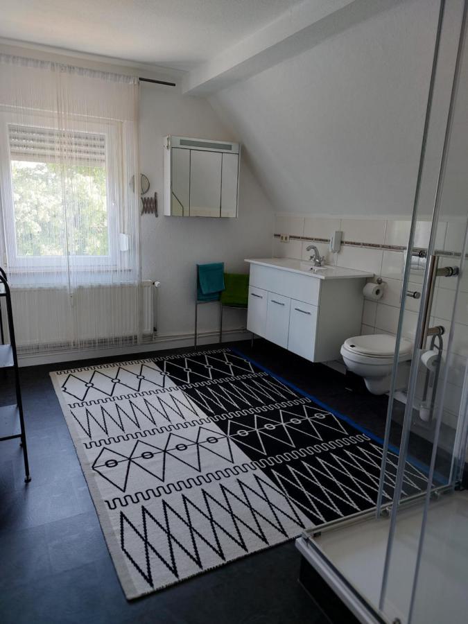 Wohnung Mona Херфорд Екстериор снимка
